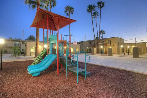 6738 N 45th Ave #153, Glendale, AZ 85301