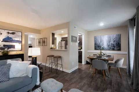 9940 Richmond Ave #1093, Houston, TX 77042