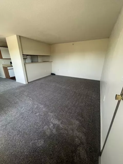 3811 Baldwin Ave #100, Lincoln, NE 68504