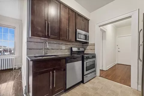 68-70 Park Ave #202, Bloomfield, NJ 07003