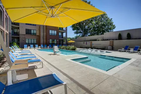 810 9th St #401, Durham, NC 27705