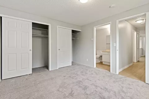 11328 SE Kent-kangley Rd #F103, Kent, WA 98030
