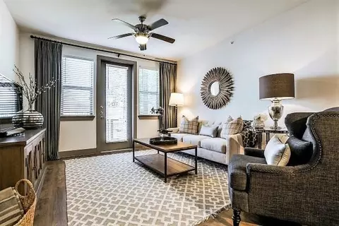 6419 N Vandiver Rd #3-3308, San Antonio, TX 78209