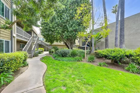 935 Laguna Dr #19, Carlsbad, CA 92008