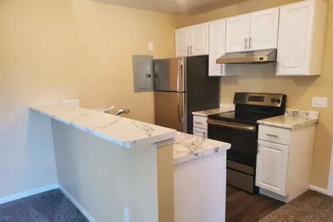1202 Mckenna Blvd #1210107, Madison, WI 53719