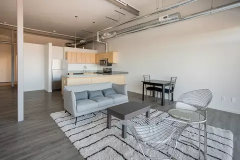6402 Woodward Ave #303, Detroit, MI 48202