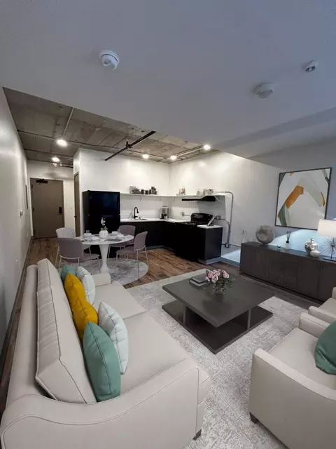 1060 Bishop St #505, Honolulu, HI 96813