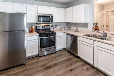 510 Creekside Dr #638-206, Lowell, IN 46356
