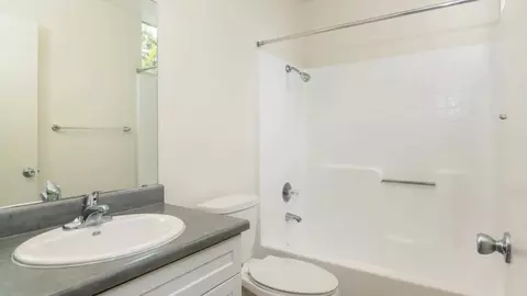 3187 Cowley Way #271, San Diego, CA 92117