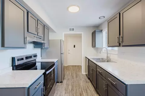 3640 Bold Bidder Dr #6-69, Lexington, KY 40517
