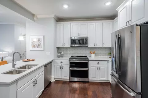 511 Queens Rd #2-205, Charlotte, NC 28207