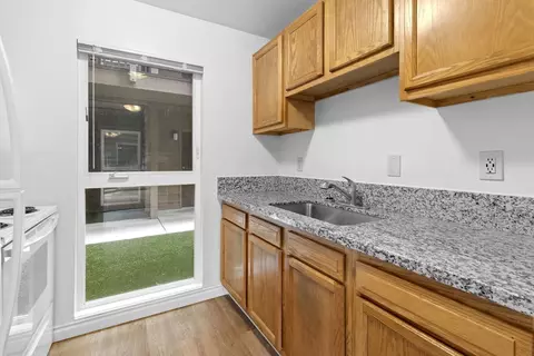 2950 NE 23rd St #005, Gresham, OR 97030 photo 8