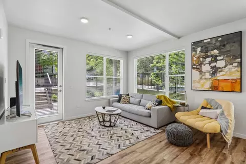 1610 Anthology Ave NW #U-205, Issaquah, WA 98027