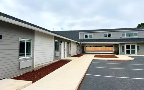 1477 N Manzanita St #106, Canby, OR 97013