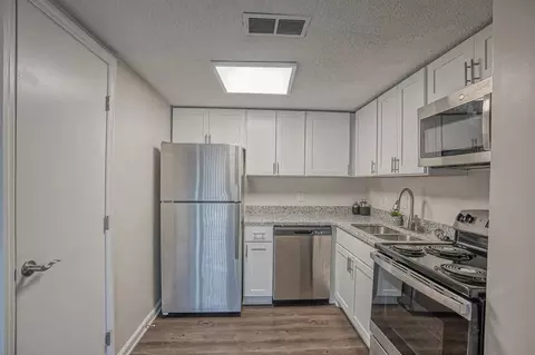 1206 N Eden Dr #115-101, Cayce, SC 29033