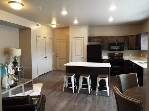 3560 S Midland Dr #F102, West Haven, UT 84401