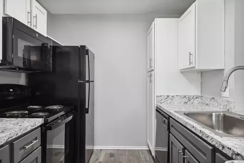 1440 W Kemper Rd #09-914, Cincinnati, OH 45240