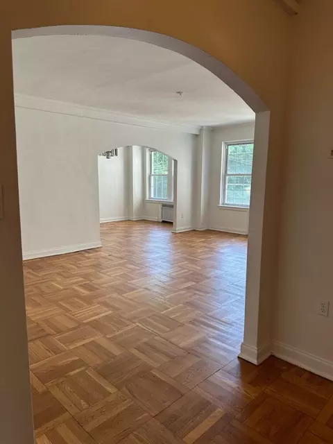 3955 Bigelow Blvd #ROYAL YORK 215, Pittsburgh, PA 15213