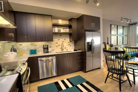 777 5th St #731-208, West Sacramento, CA 95605