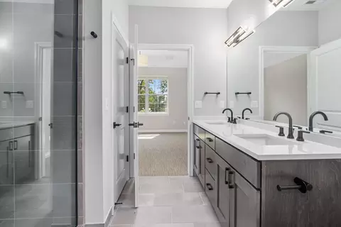 1095 Union Lake Rd #8514, White Lake, MI 48386