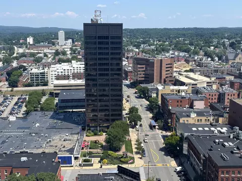 1000 Elm St #103, Manchester, NH 03101