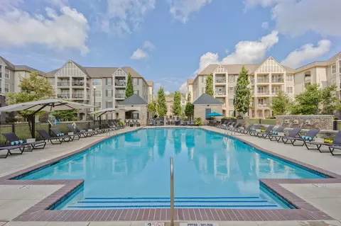 1000 Parke Lane Ct #102, Mountain Brook, AL 35223