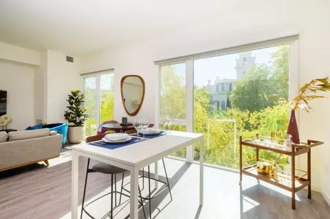 1517 H St #334, Sacramento, CA 95814