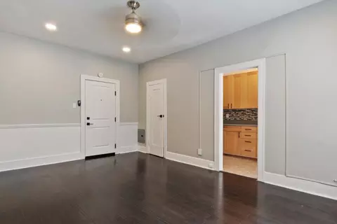 189 N Marengo Ave #209, Pasadena, CA 91101