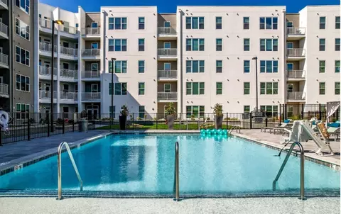 210 S Main St #629, Kannapolis, NC 28081