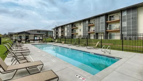 2701 Cedar St #301, Norwalk, IA 50211