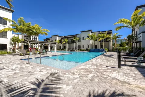 12155 Us -1 #1165, North Palm Beach, FL 33408