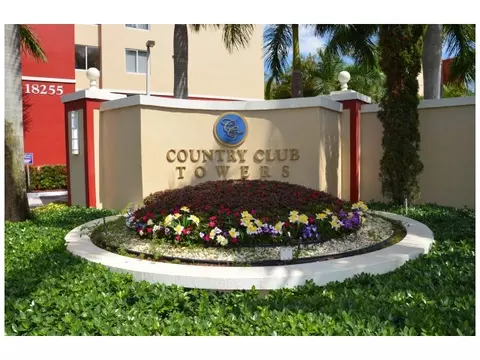 18335 NW 68th Ave #326, Country Club, FL 33015
