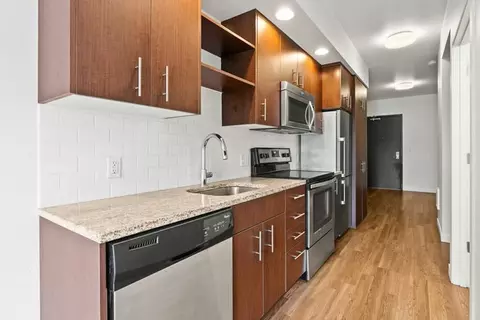 4725 SE Division St #408, Portland, OR 97206