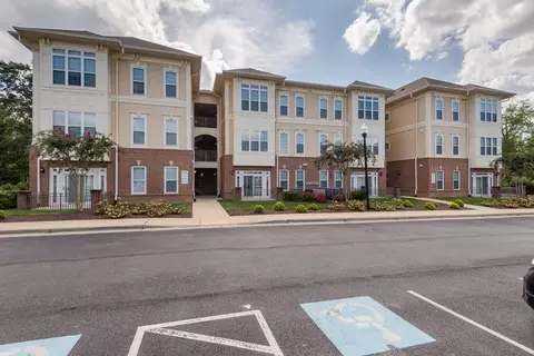 4872 Lichfield Pl #483-207, Waldorf, MD 20602