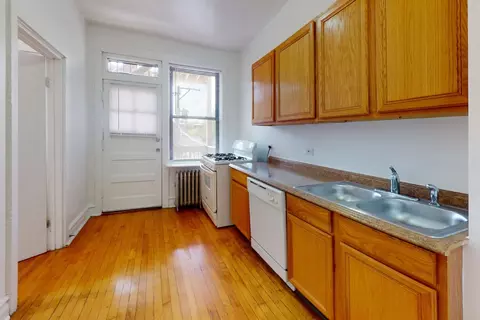 5300 S Greenwood Ave #1027-3, Chicago, IL 60615
