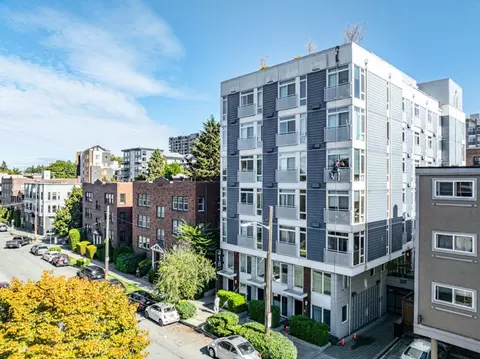 418 Bellevue Ave E #504, Seattle, WA 98102
