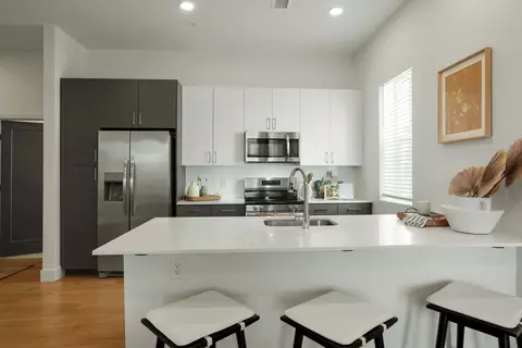 6609 E Warren Ave #1-201, Denver, CO 80224