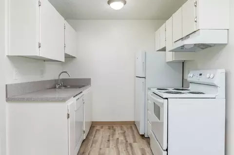 500 N 24th Ave #D_27, Pasco, WA 99301