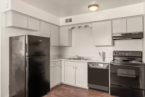 29 N Lakewood Ave #A-218, Tulsa, OK 74115