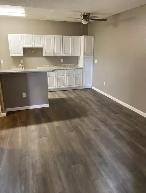 4880 E 29th St #2-2211, Tucson, AZ 85711