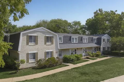 1412 Banbury Rd #1215, Kalamazoo, MI 49001