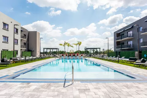 3890 Davie Rd #245, Davie, FL 33314