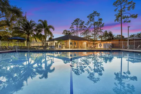 711 Forest Club Dr #3-305, Wellington, FL 33414
