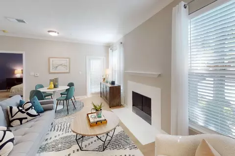 310 Highroad Dr #10-205, Charlotte, NC 28262