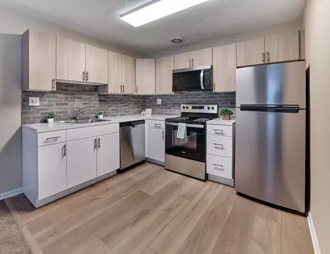 277 S White Horse Pike #204, Audubon, NJ 08106