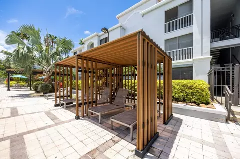 1350 Seagate Dr #09-302, Palm Harbor, FL 34685