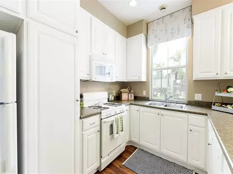 10676 Veronica Ln #06-201, Ventura, CA 93004
