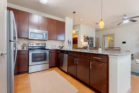 2 Stadium Dr #1106, Sugar Land, TX 77498