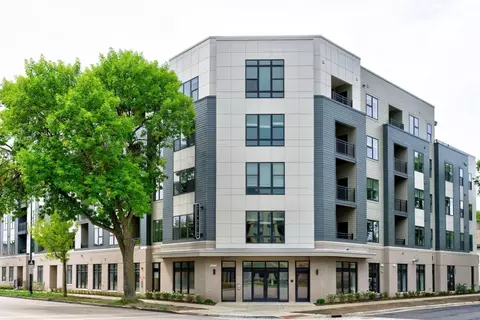 2462 E Washington Ave #416, Madison, WI 53704