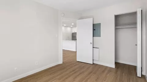 1080 Carolan Ave #115, Burlingame, CA 94010